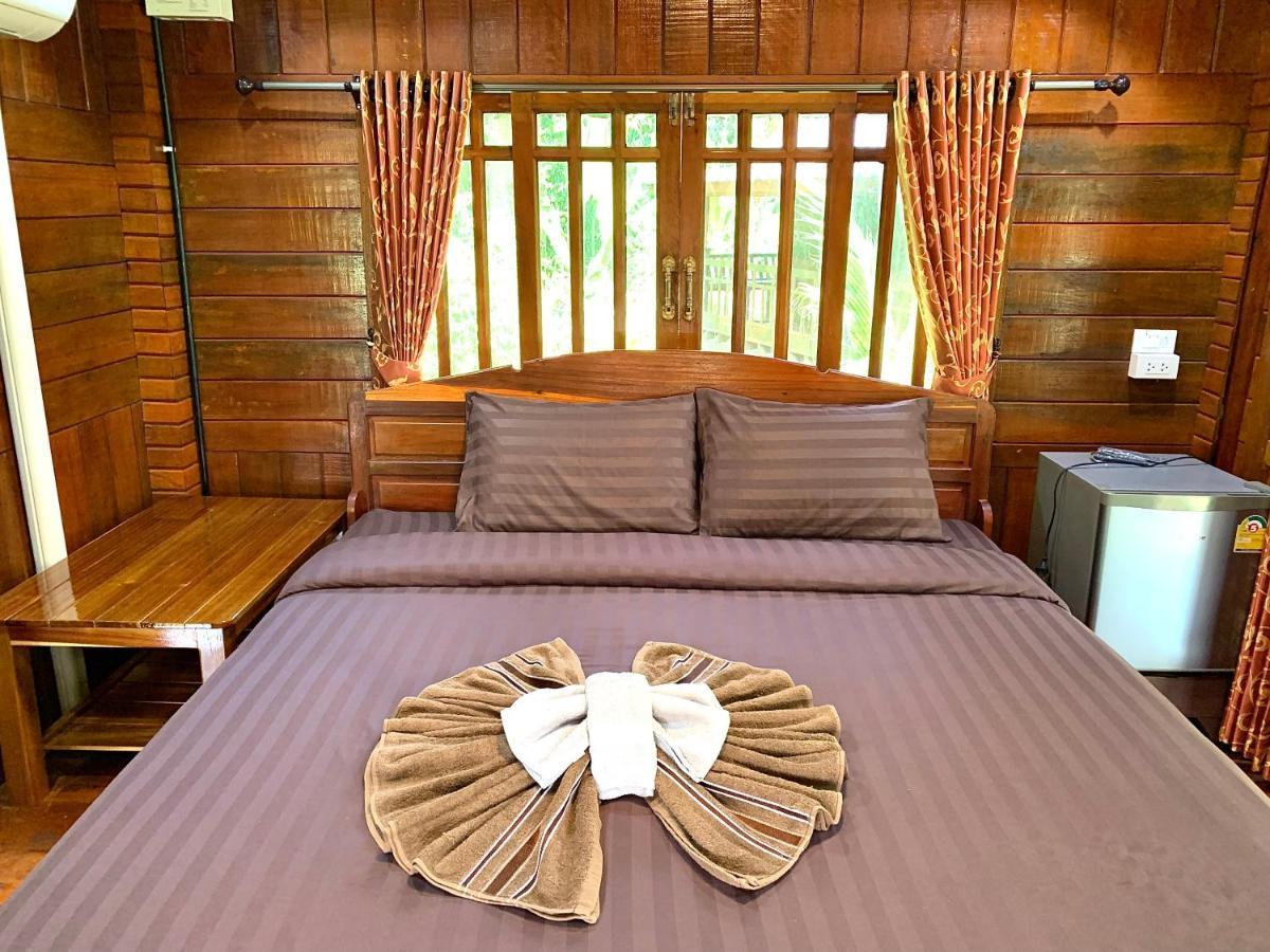 Kohkoodfarmstay Ko Kut Dış mekan fotoğraf